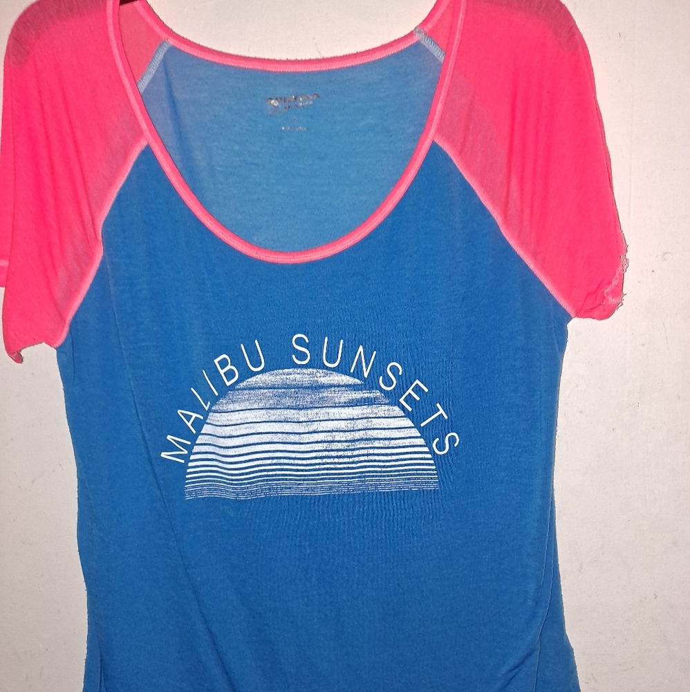 Women's shirt size large